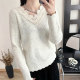 Western style beautiful V -neck lace beaded in autumn and winter with a knitted long -sleeved bottoming shirt thin knit soft glutinous top sweater

