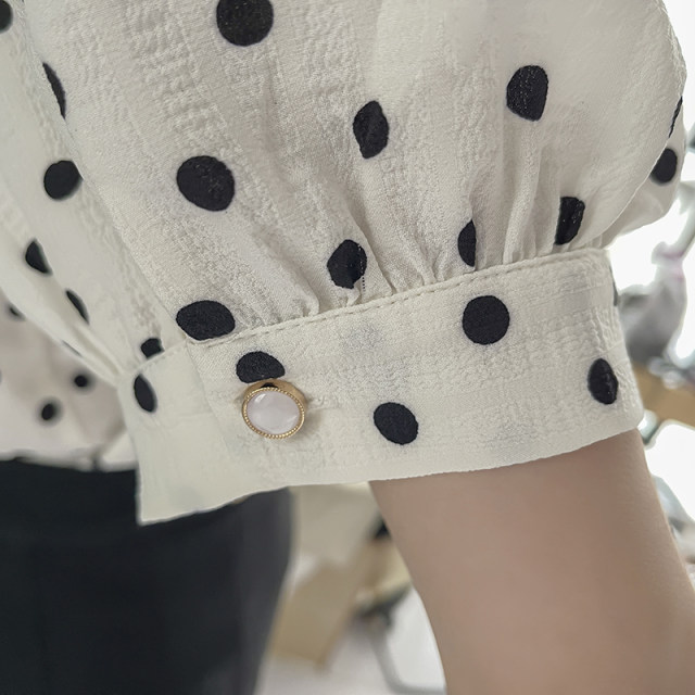 Chiffon polka dot top for women summer French square collar clavicle slim puff sleeve short sleeve thin retro printed shirt