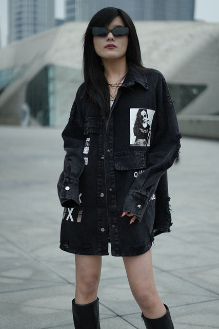 2025 summer new denim jacket long sleeve heavy-duty patch printing grinding and washing old versatile casual women's clothing