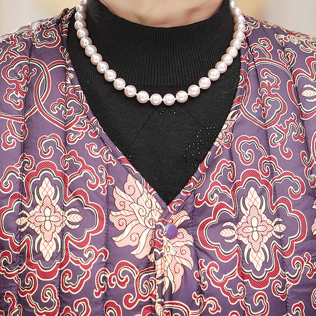 The elderly autumn and winter mothers vest female vest, grandmother, grandmother with velvet shoulder, wife thick down cotton and horse clip
