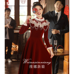 Winter toast Bride Superior Sense 2023 new Chinese cheongsam custom wedding dress wine red collar