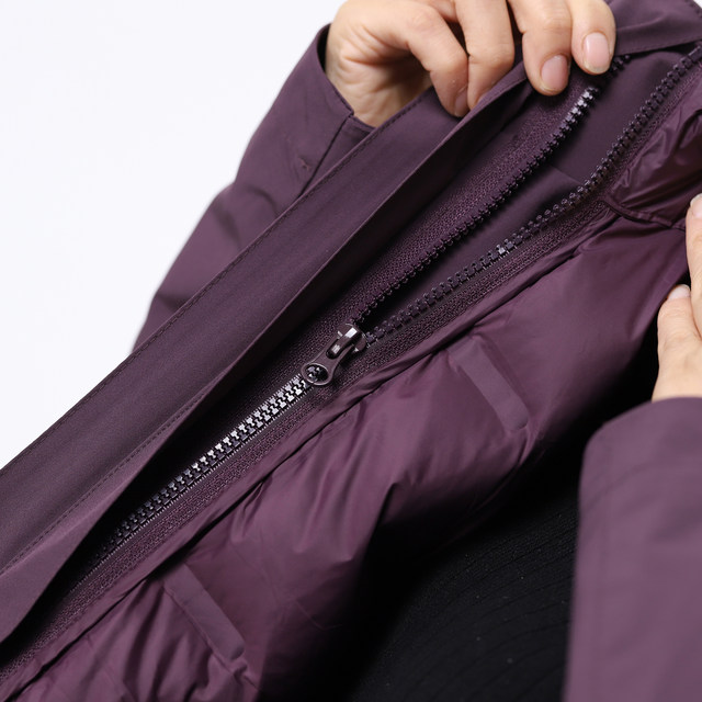 Middle-aged and elderly women's winter down jacket women's white duck down jacket large size jacket two-piece set mother's windproof and warm 80