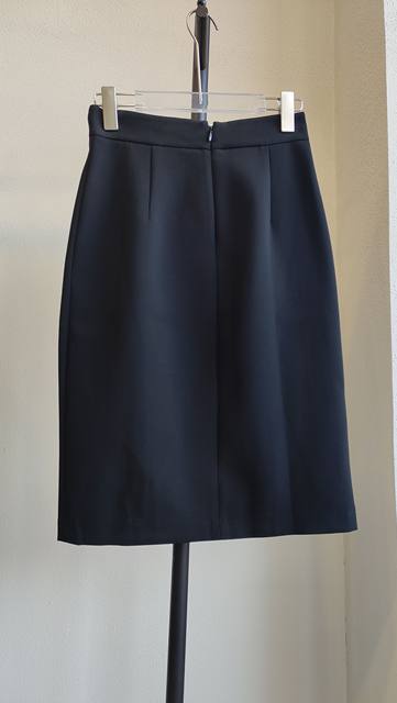 Aian Qi genuine broken code loss Qingqi new style versatile solid color commuter hip straight skirt skirt mid skirt women
