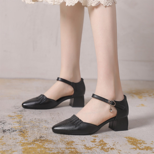 New small size sandals 31 32 33 summer thick heels genuine leather high heels women's shoes one-button soft sole mother's shoes