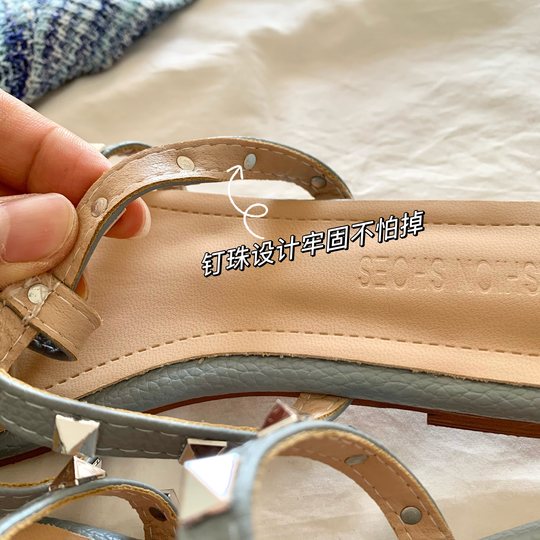 Reserved money! Ning Yizhuo's same style blue rivet one-word sandals for women summer mesh infrared wear flat bottom open toe sandals
