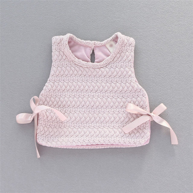 One-year-old baby spring costume 0-1 Zhou baby spring and autumn set 2 to 3 children three-piece floral three-piece set 4 May 6 princess