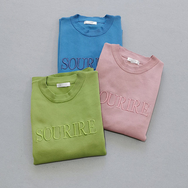 Daily single women's clothing, embroidered letter sweater, large size women's fat MM knitted sweater, versatile and slim, stylish
