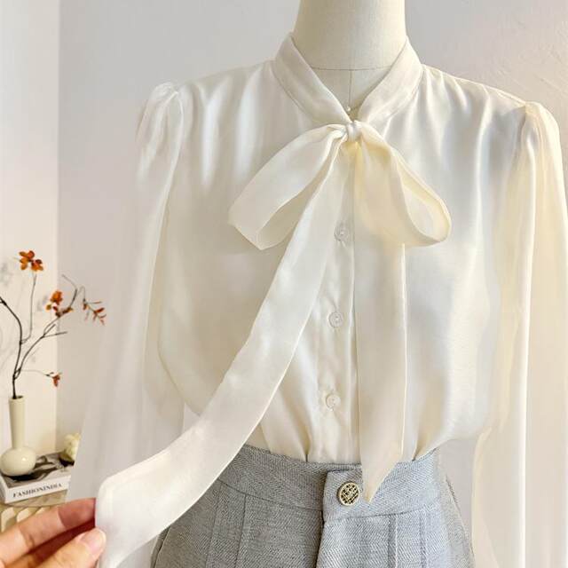 French gentle style lace-up bow long-sleeved shirt for women 2025 spring age-reducing streamer top imitation tiny shirt
