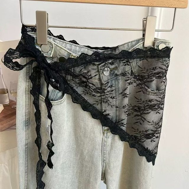 High-end ins lace-up triangle strap hot girl autumn and winter fashion trip with waist towel butt curtain knitted headscarf handmade