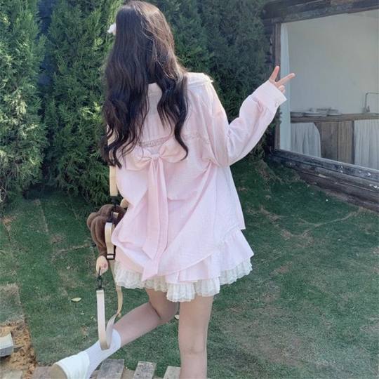 Pure and sexy hot girl suit for women 2025 spring and autumn Korean long-sleeved shirt jacket suspender vest high-waisted skirt