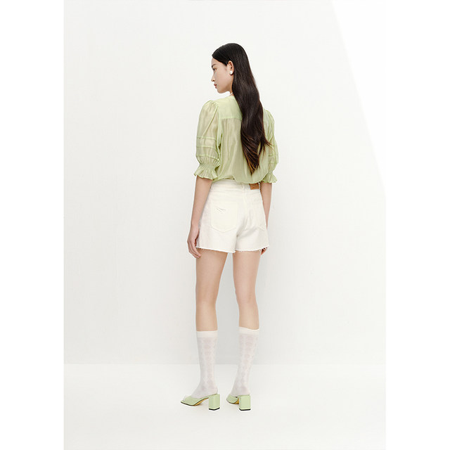 NEELLY Nali Shopping Mall same temperament v-neck shirt for women puff sleeves sweet and light five-point sleeve top summer
