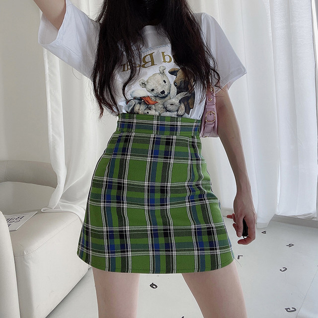 Plaid skirt for women 2025 spring and summer new fashionable and versatile high-waisted slim A-skirt high-quality hip-cover short skirt