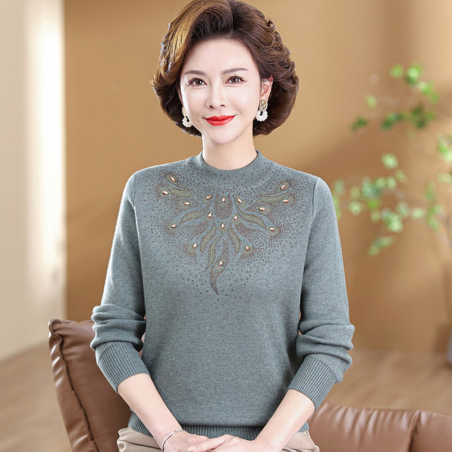 Western mother's autumn and winter clothing thickened sweater bottoming shirt middle-aged and elderly women's woolen sweater plus velvet warm top large size