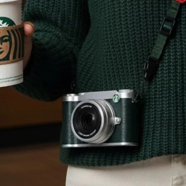 Starbucks 2025 Christmas Millennium Style Digital Camera