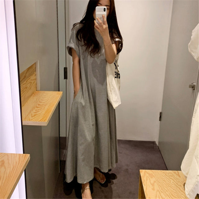 Loose large size dress over knee long T -shirt skirt Academy of temperament, thin short -sleeved round neck doll skirt