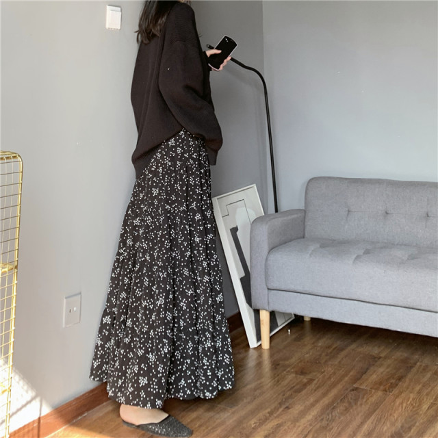 Clothes reading technique covers the skirt A-line skirt Polka dot printed high-waist cake skirt Large swaying autumn and winter to ankle long skirt