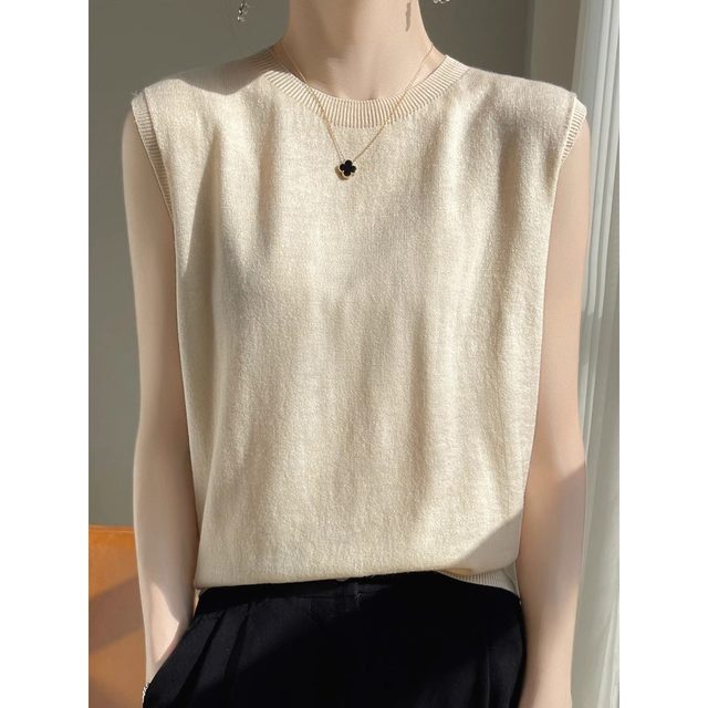 First-line ready-to-wear worsted wool round neck vest for women with inner bottoming early autumn suspender casual sleeveless sweater top