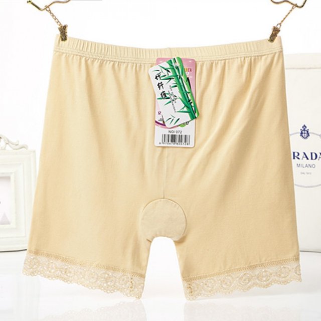 Fat MM fat girl underwear for women with anti-exposed skin, can wear internet celebrity large-size sanitary napkin safety pants 200Jin [Jin equals 0.5 kg] waist and abdomen