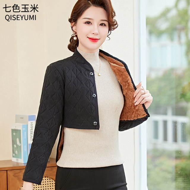 2024 autumn middle-aged and elderly women's velvet thickened back vest mother's winter clothing German velvet shoulder pads small cotton coat women's waist protector