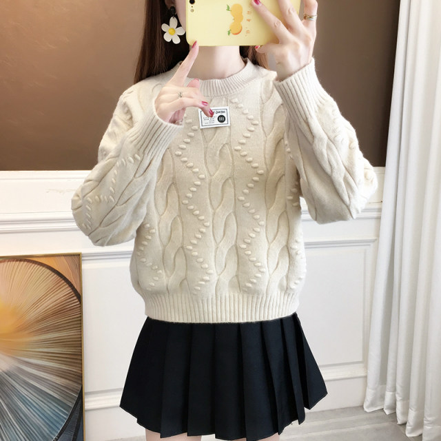 Round -neck twist sweater female autumn and winter new small little loose and thickened outside wearing a cover with bottom knit sweater