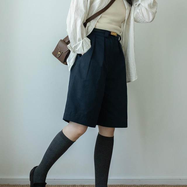 White new product spring and summer loose work pinch pants Japanese cotton literary casual Bermuda shorts for women