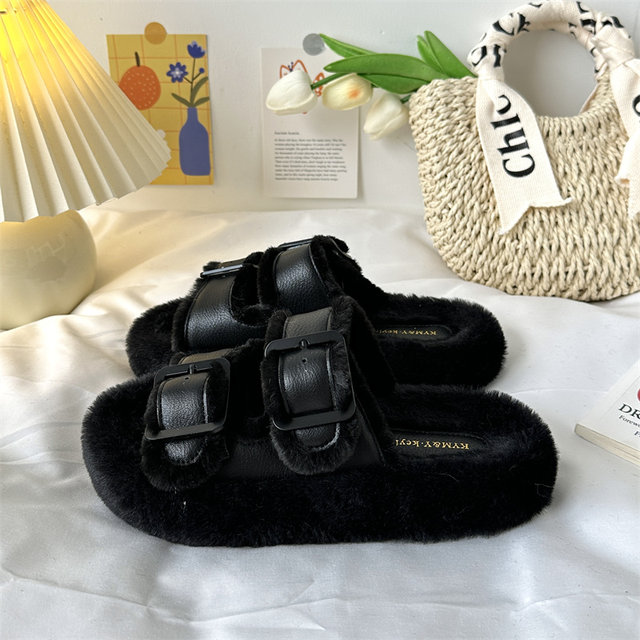 Hot fur shoes for women wearing 2025 new spring and summer cotton shoes for fashionable go out thick-soled plush fluffy cotton slippers