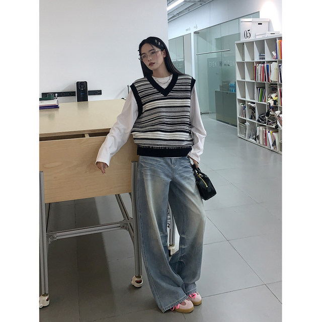 SIXI Sixi Home Autumn Long Island Pier Retro Striped Knitted Vest Women Loose Laminated Silhouette Vest