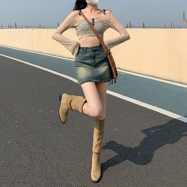 Retro denim skirt female summer skirt high -waisted retro -anti -light skirt A -line hip slimmer super short skirt