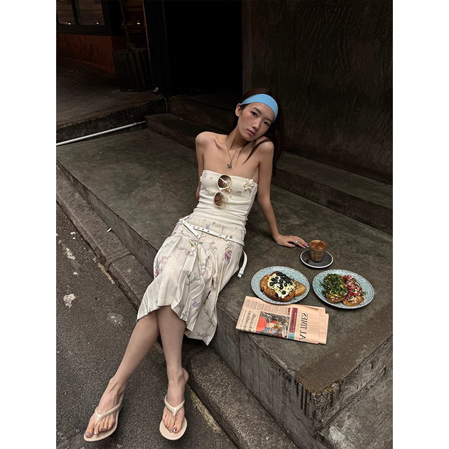 PlaceOrder retro illustration floral pleated skirt for women in summer low waist slim and versatile A-line skirt mid-skirt