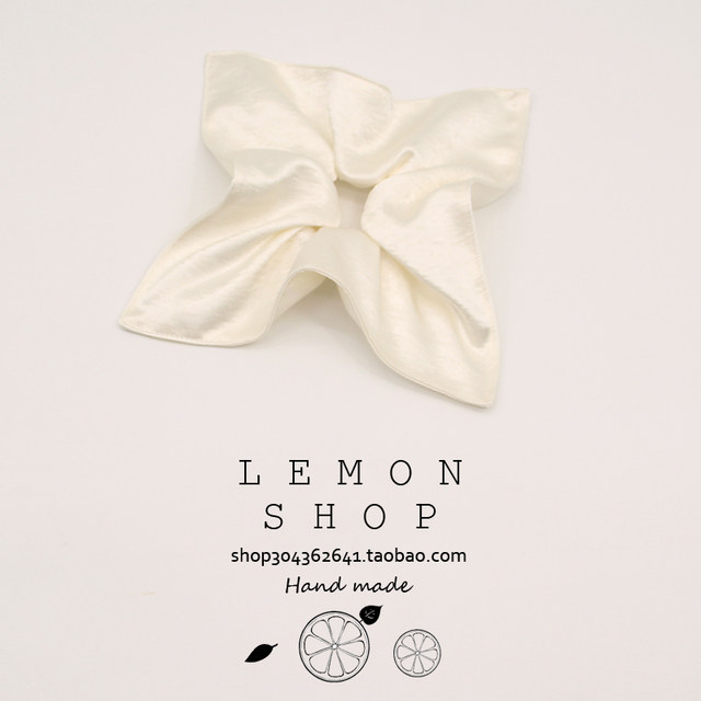 
Satin square scarf square large intestine hair circle retro French simple temperament lazy limelight flower high-end temperament head circle