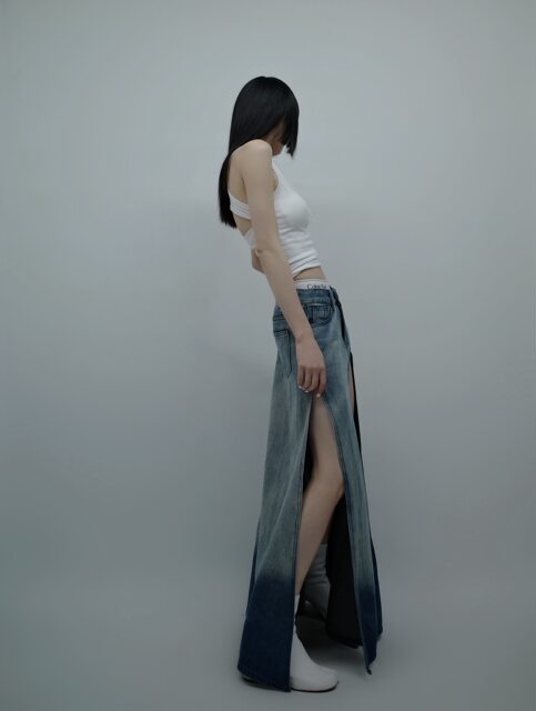 SHUISHUI ​​American street hot girl high slit denim skirt for women with niche wash and old A-line skirt