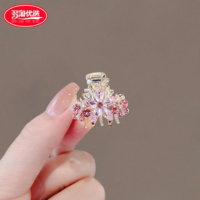 Super fairy crystal cherry blossom small scratching flower hair clip forehead hair clip mini side bangs small butterfly hair clip
