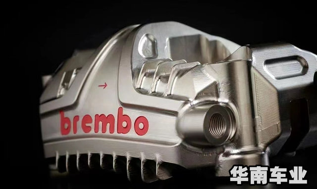 Italian Brembo Breber's new GP4-LM shark fin to modify 108mm front brake caliper
