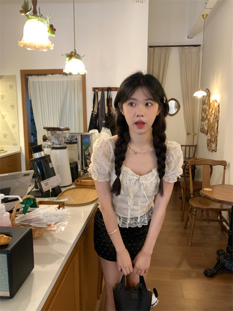 Spot summer French lace polka dot puff sleeve shirt for women sweet slim short doll shirt top for women
