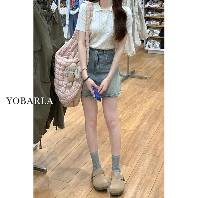 Light-colored denim short skirt for women with high waist summer new large size slim and fat mm pear-shaped body covering belly A-line skirt
