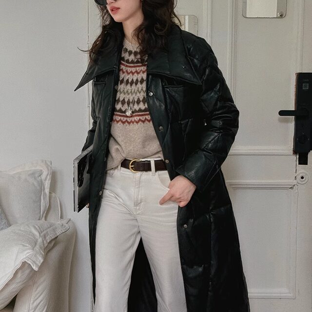 Special TOP home French elegant contrasting wool collar large diamond 90 white goose down jacket for women
