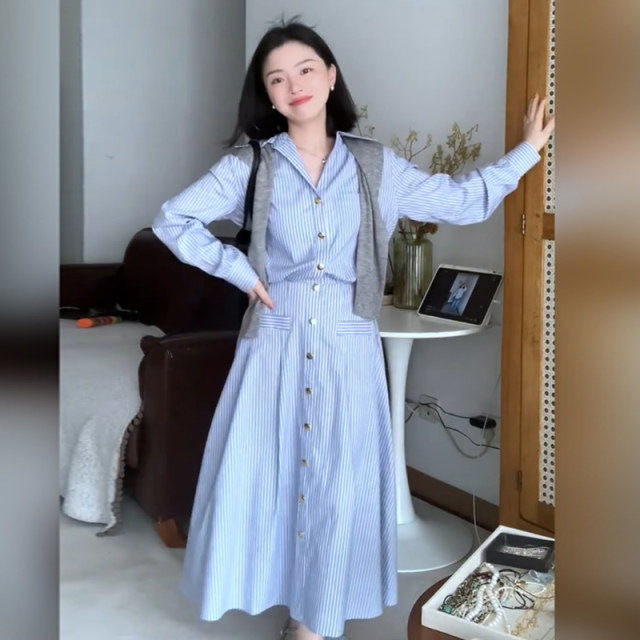 2025 new women's skirt French long-sleeved Polo collar blue casual striped waist-hugging shirt dress 6742