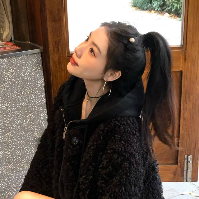 Little velvet pearl hair clip for women's forehead hair clip side hair clip hair clip hair accessories duckbill clip autumn and winter headgear
