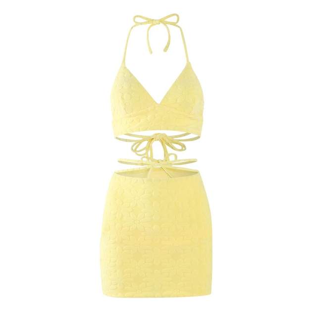 Skirt -style Bikini Swimsuit Female Three -piece Set 2024 New Yellow Hanging Near White Sexy Beach Resort Swimsuit
