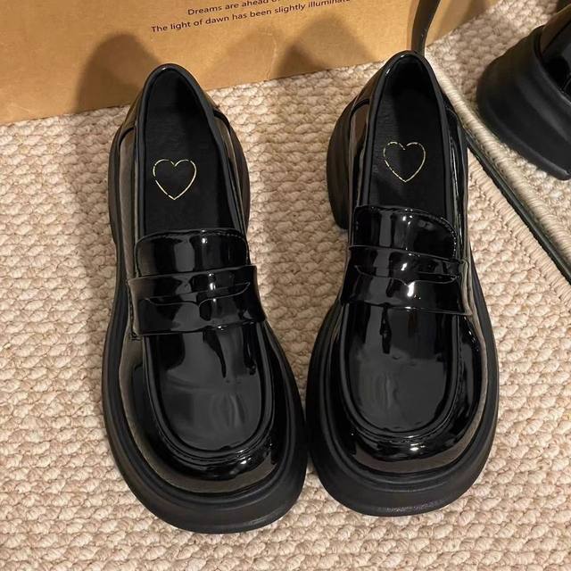 Round toe thick sole British loafers women's 2025 new retro versatile jk formal shoes black thick heel small leather shoes