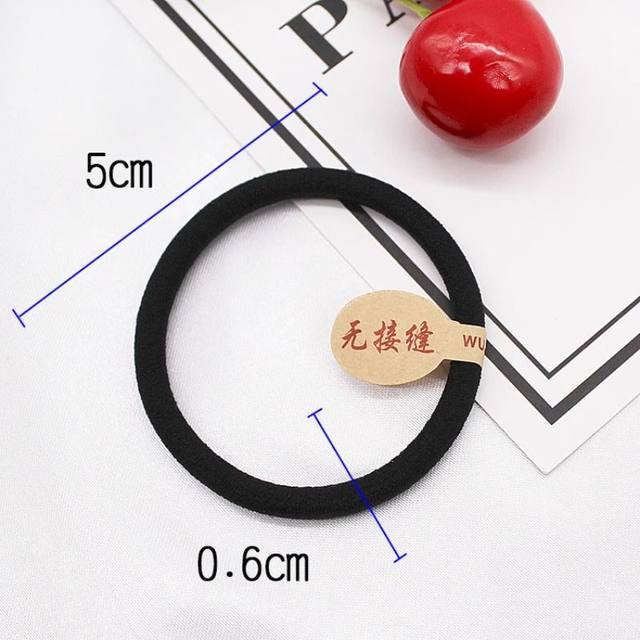 Black hair tie does not hurt the hair. High elasticity, durable and seamless hair tie. Women's hair elastic band headband.