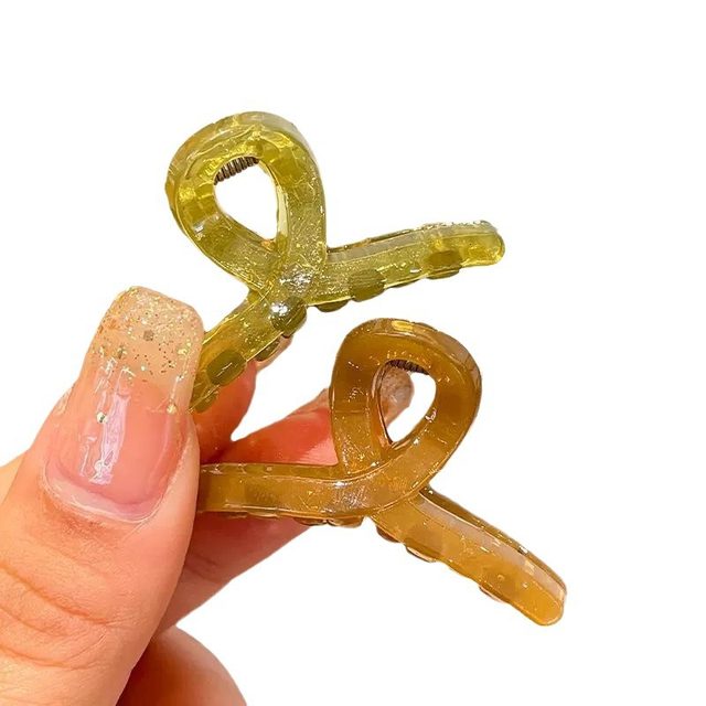 4 little shark clips