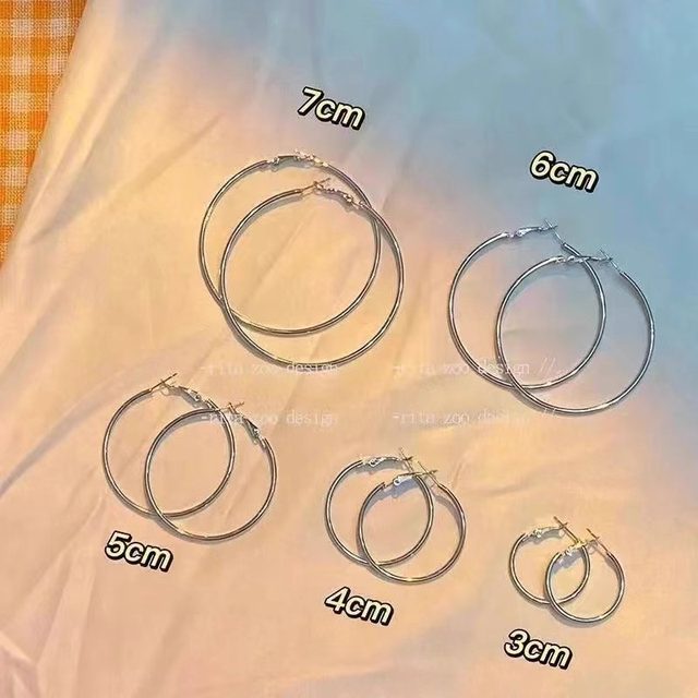 Exaggerated earrings, rings, large steel rings, earrings, minimalist style, fashionable earrings, rings, earrings, ultra-fine, large diameter