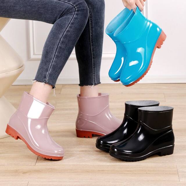 Rain boots, rain boots, women's water shoes, women's long-tube thickened waterproof anti-slip velvet warm outer wear adult short-tube rubber shoes