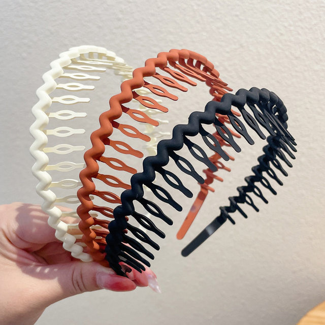 1 installation of non -slip band tooth pressure hair hoop
