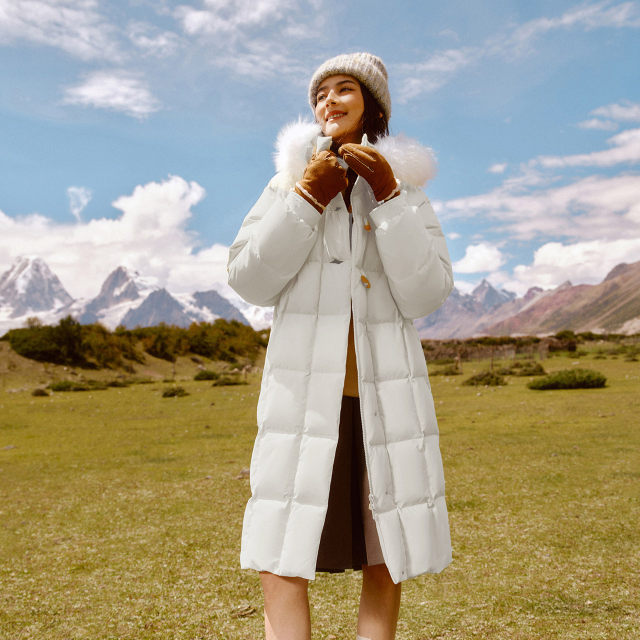 Chendu Ling 丨 Senma down jacket female long three -proof and loose winter 2024 new warm hair collar hooded jacket
