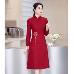 Velvet and thick cheongsam woman In winter noble mother dress wedding dress wedding wedding dress happy to wear red love mother in small