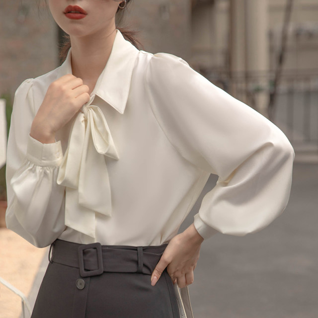 Lantern sleeve spring and summer bow shirt white commuting shirt women's French streamer design professional interview top