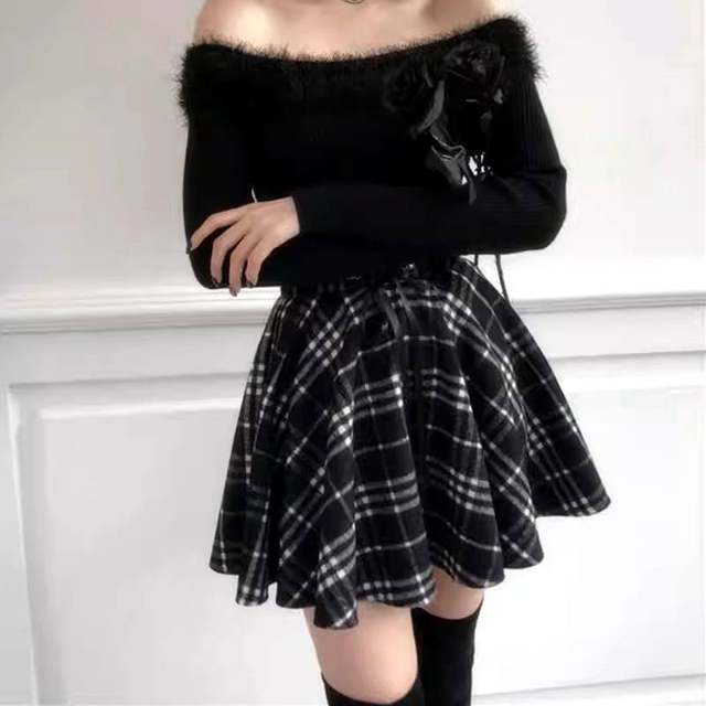 Black and white plaid wool skirt autumn and winter new lace-up zipper skirt versatile anti-exposure A-line pleated skirt for women
