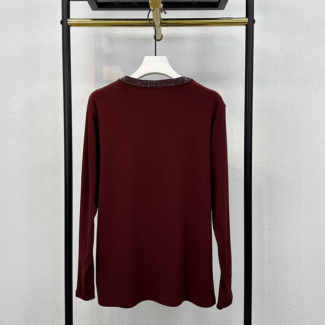 
Young mother diamond-inlaid V-neck pullover sweater spring and autumn new fashionable age-reducing inner wear middle-aged and elderly base top